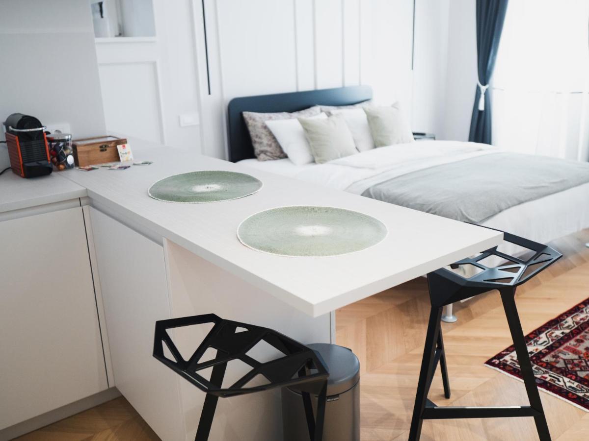 Downtown Beauty Twins Apartment ซาเกร็บ ภายนอก รูปภาพ